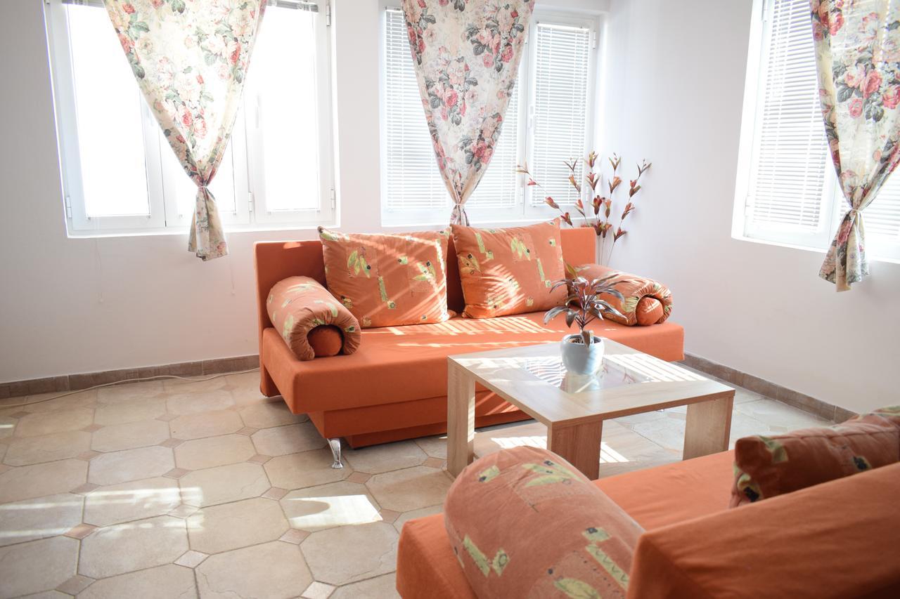 Villa Guci Улцинь Экстерьер фото