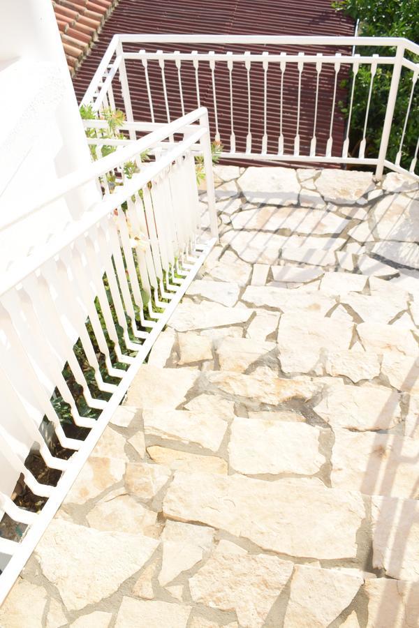 Villa Guci Улцинь Экстерьер фото